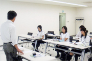 高校生を対象に社会貢献活動について講義をしました