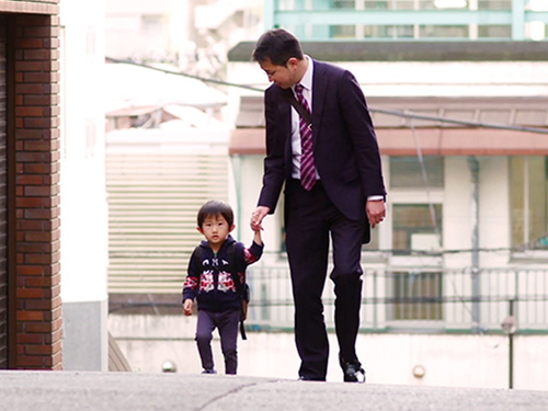 男性の育児両立支援