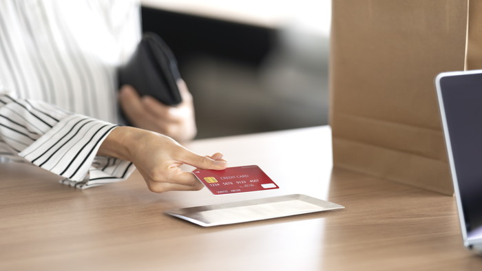 �N���W�b�g�J�[�h�̎d�g�݂Ƃ́H�x�������@��萔���A�����b�g�A�I�ѕ����킩��₷�����